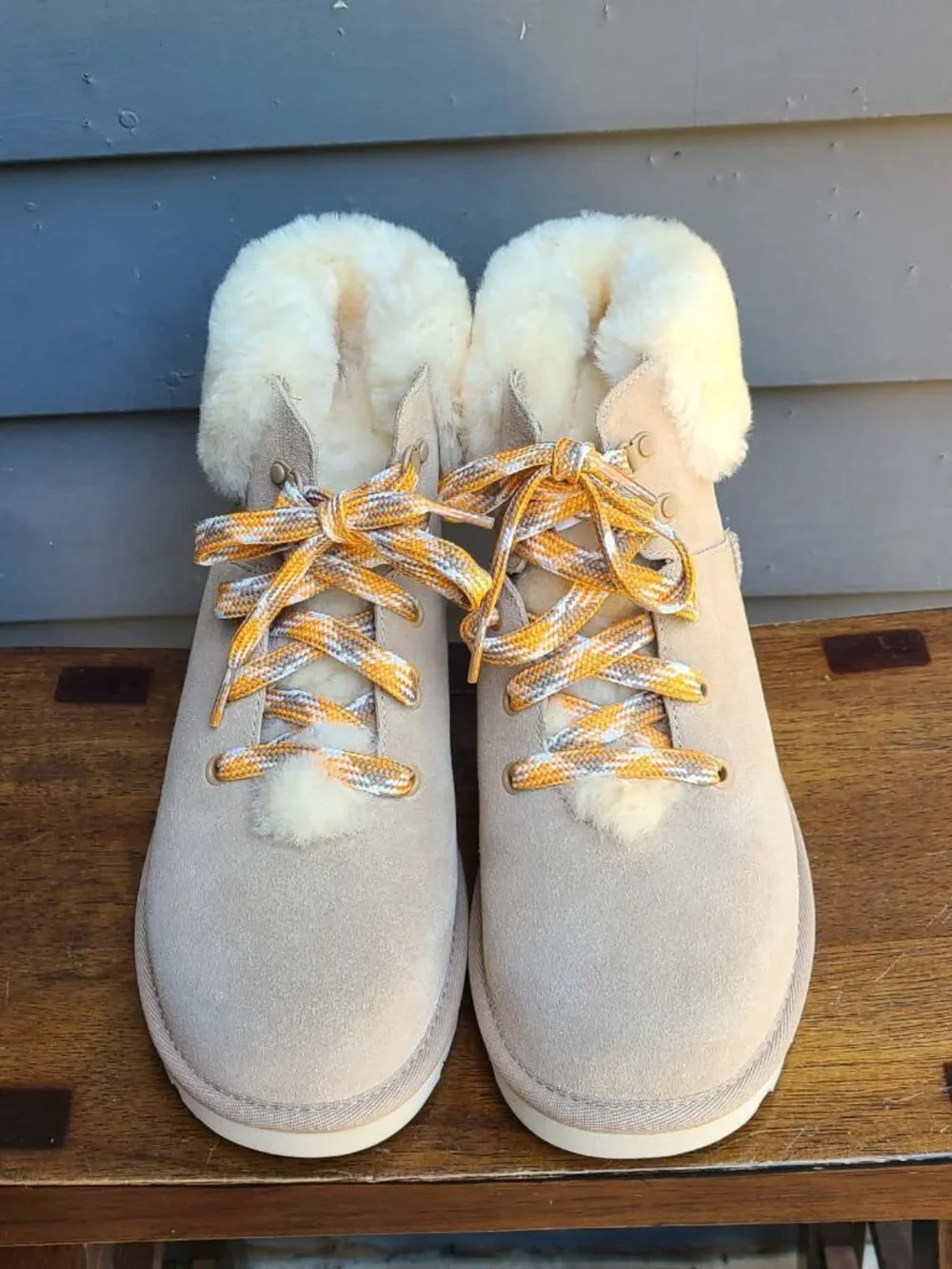 UGG Classic Mini Alpine Suede Shearling Lace Up Boots size 8 NWT